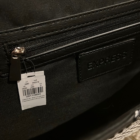 Express clutch flat handbag - Picture 7 of 15
